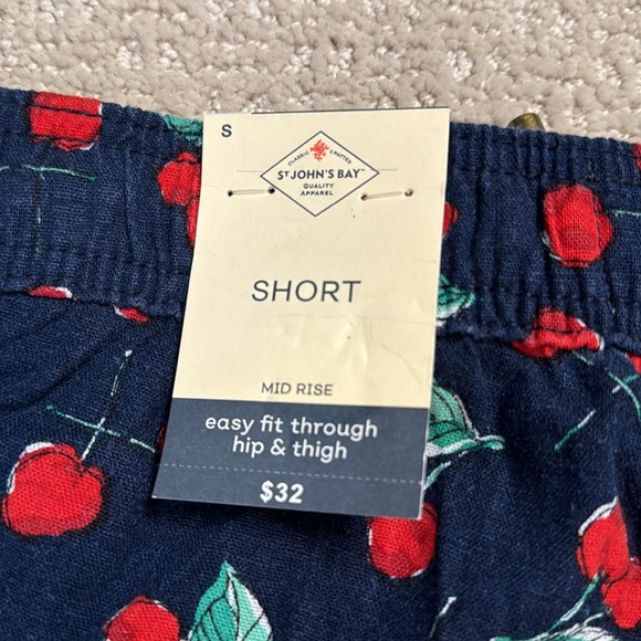 St. John's Bay Linen Cherry Shorts Mid Rise NWT Size S - Picture 3 of 4